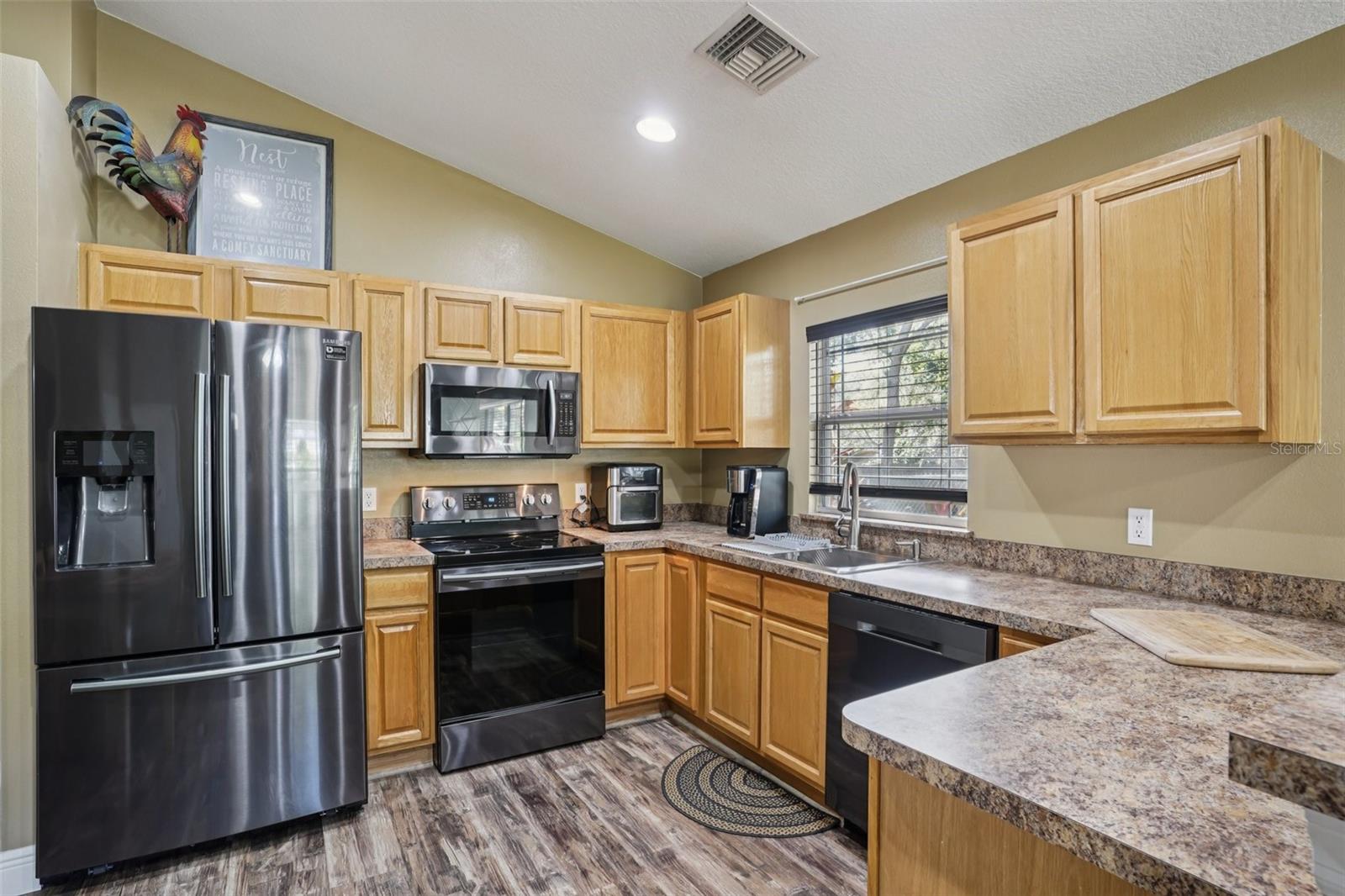 4542 LEMON ST, LADY LAKE, FL — photo 25