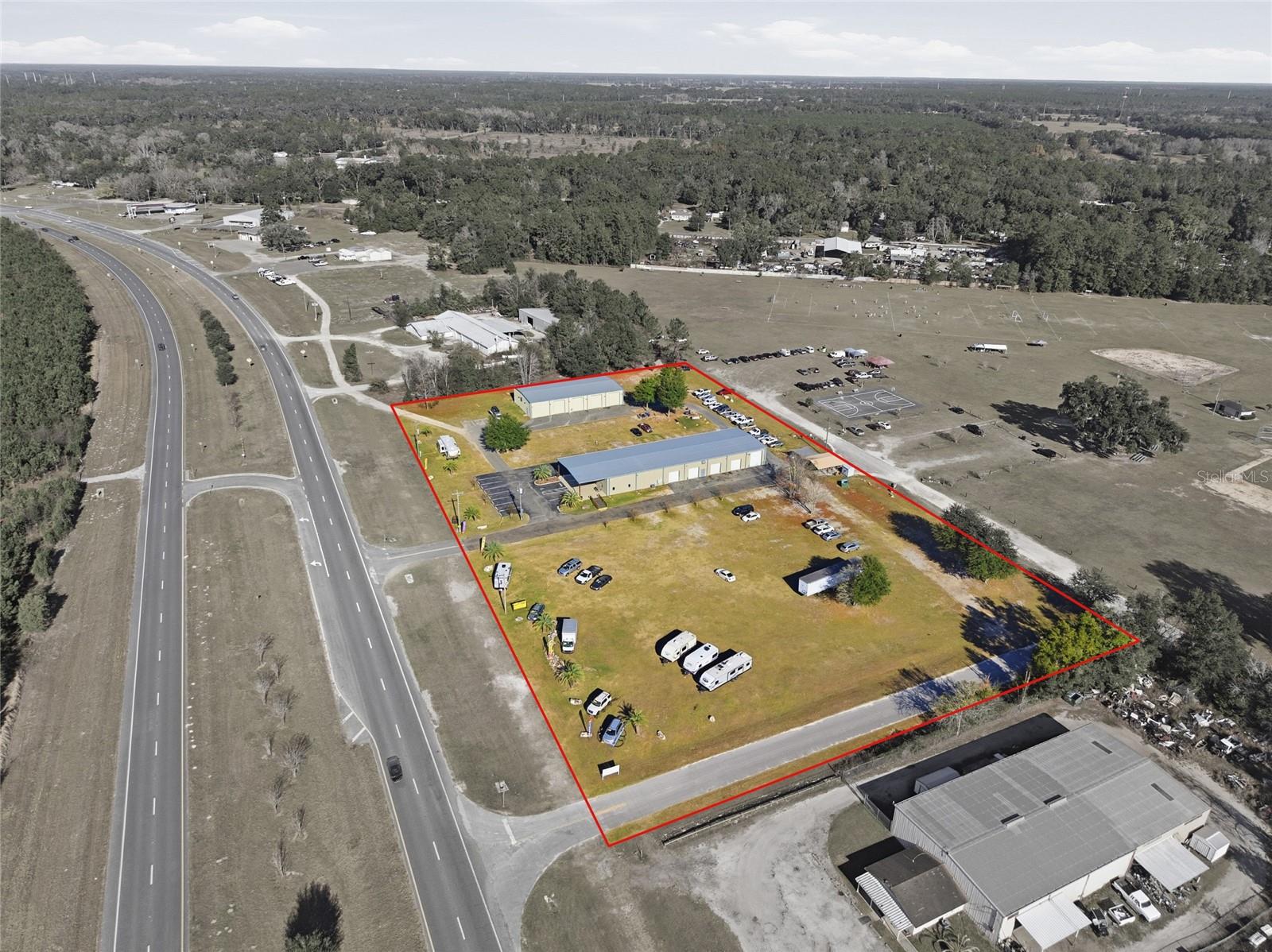 20761 NE HIGHWAY 27, WILLISTON, FL