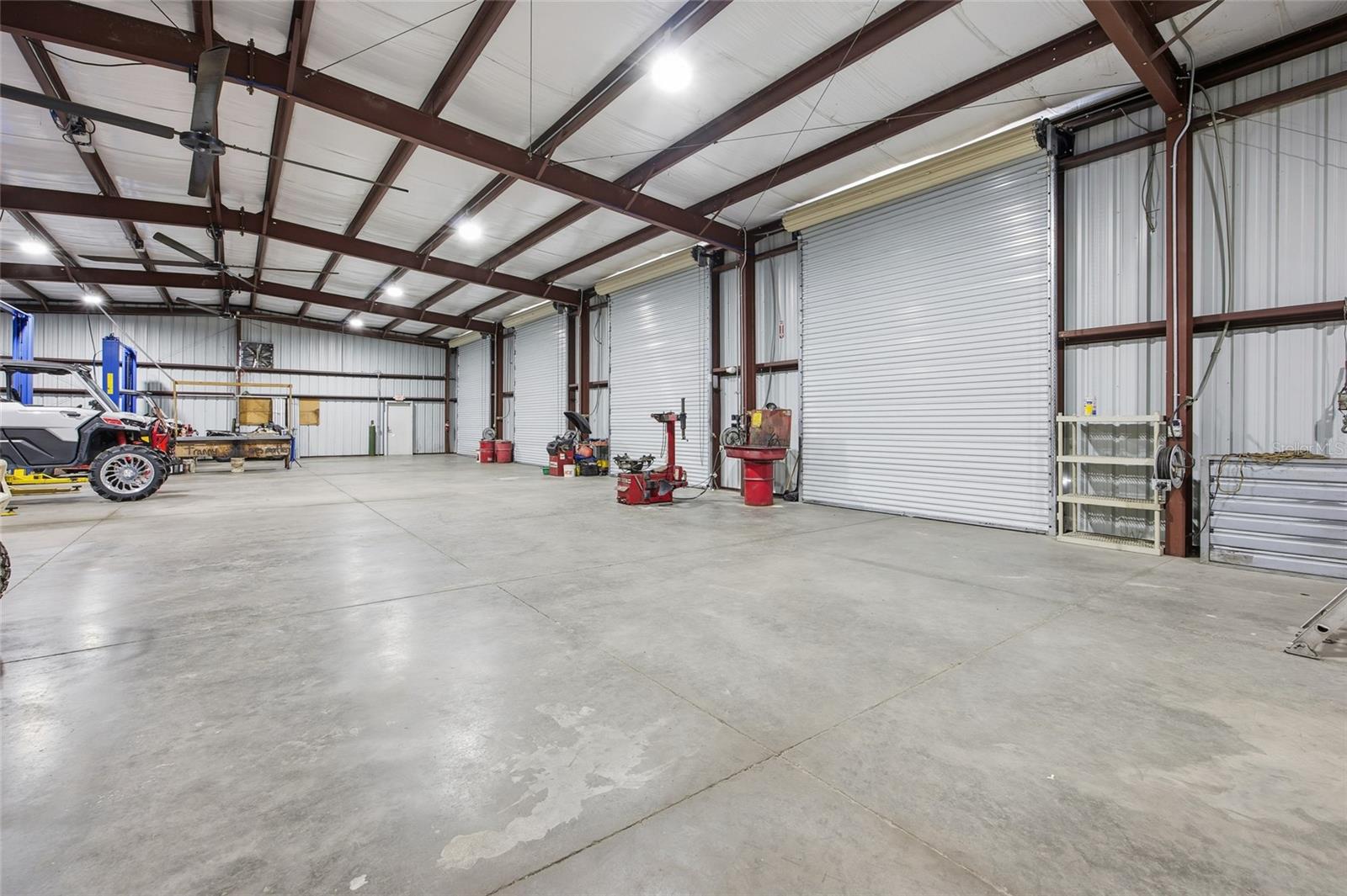 20761 NE HIGHWAY 27, WILLISTON, FL — photo 46