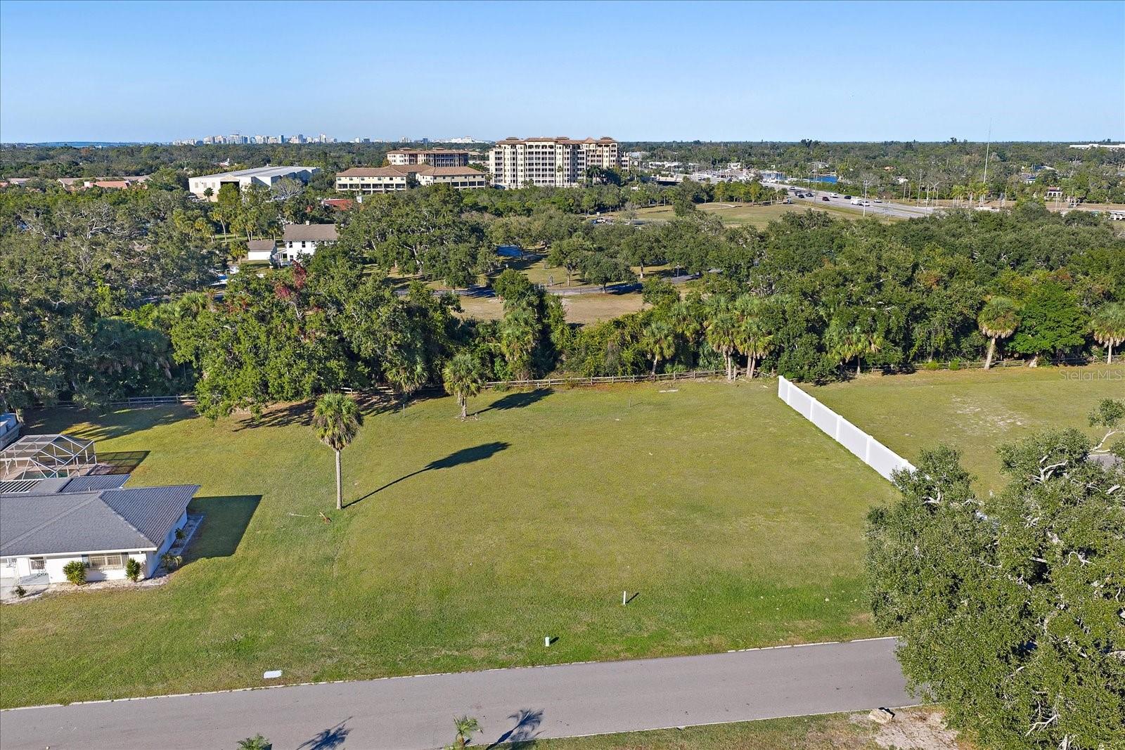 SOUTHWOOD ST, SARASOTA, FL — photo 4