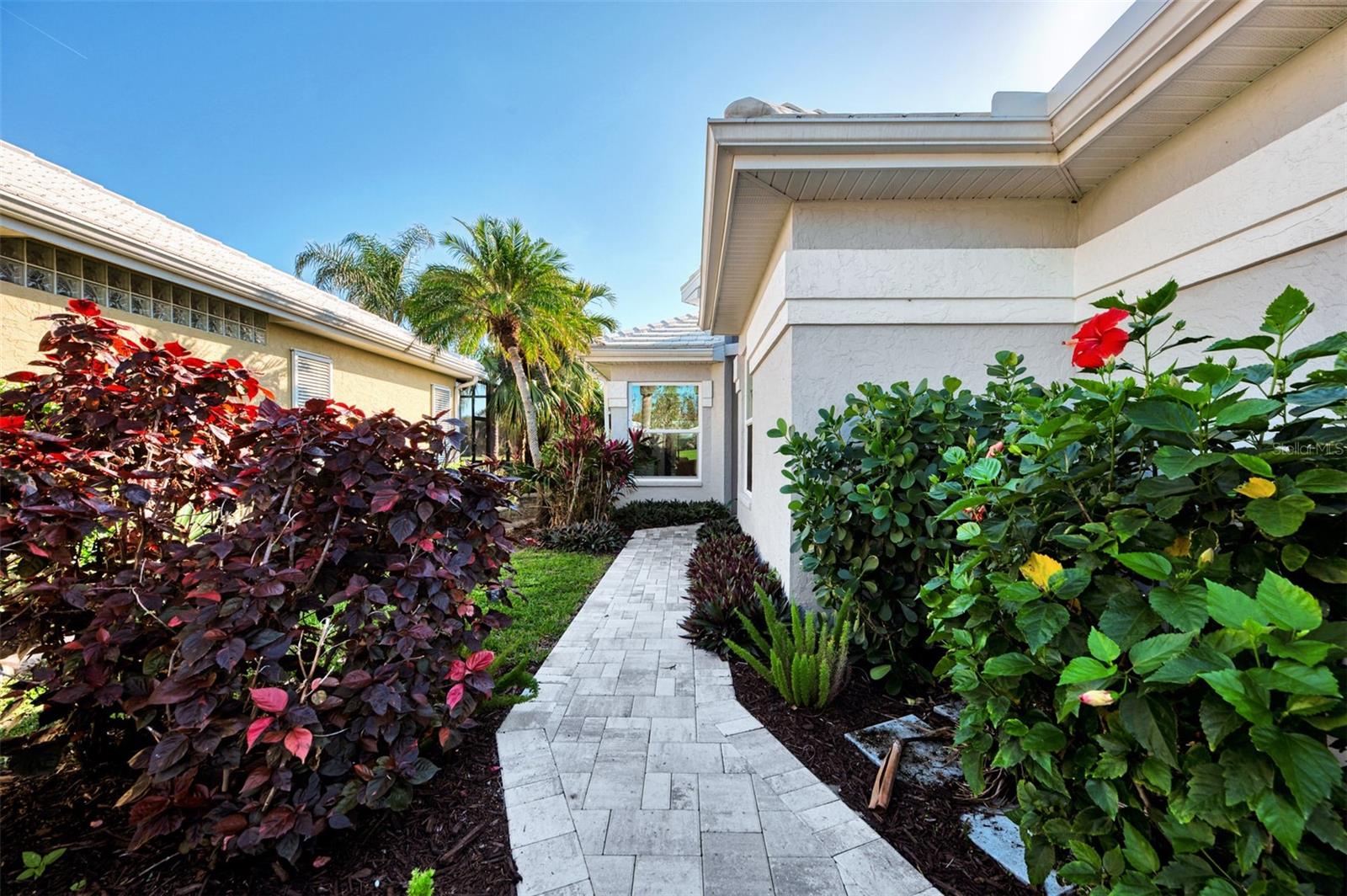 561 FALLBROOK DR, VENICE, FL — photo 9