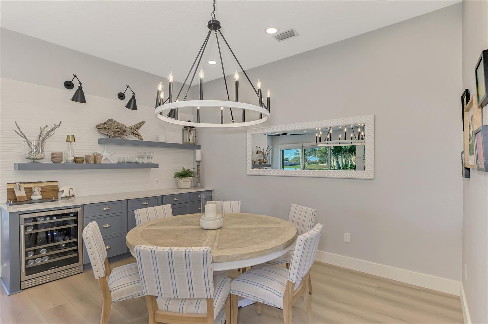 561 FALLBROOK DR, VENICE, FL — photo 39