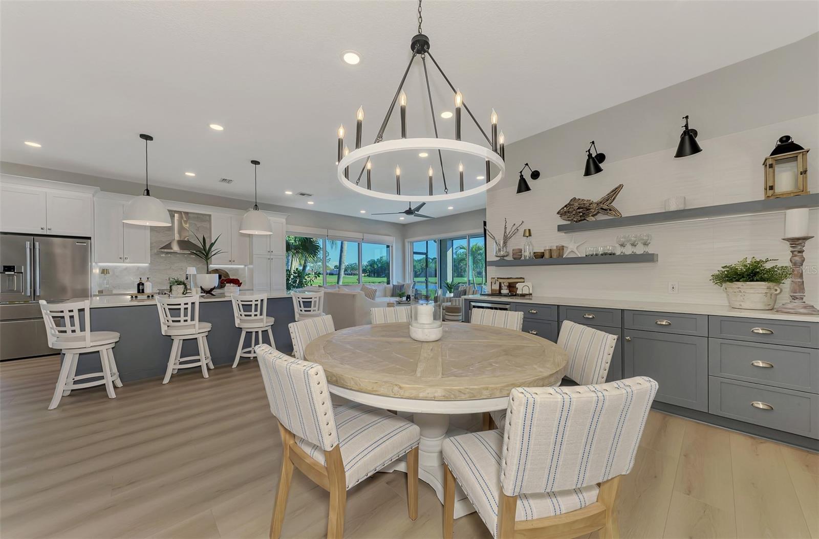561 FALLBROOK DR, VENICE, FL — photo 41