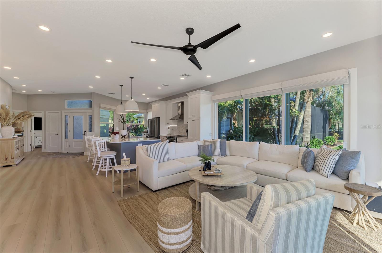 561 FALLBROOK DR, VENICE, FL — photo 52