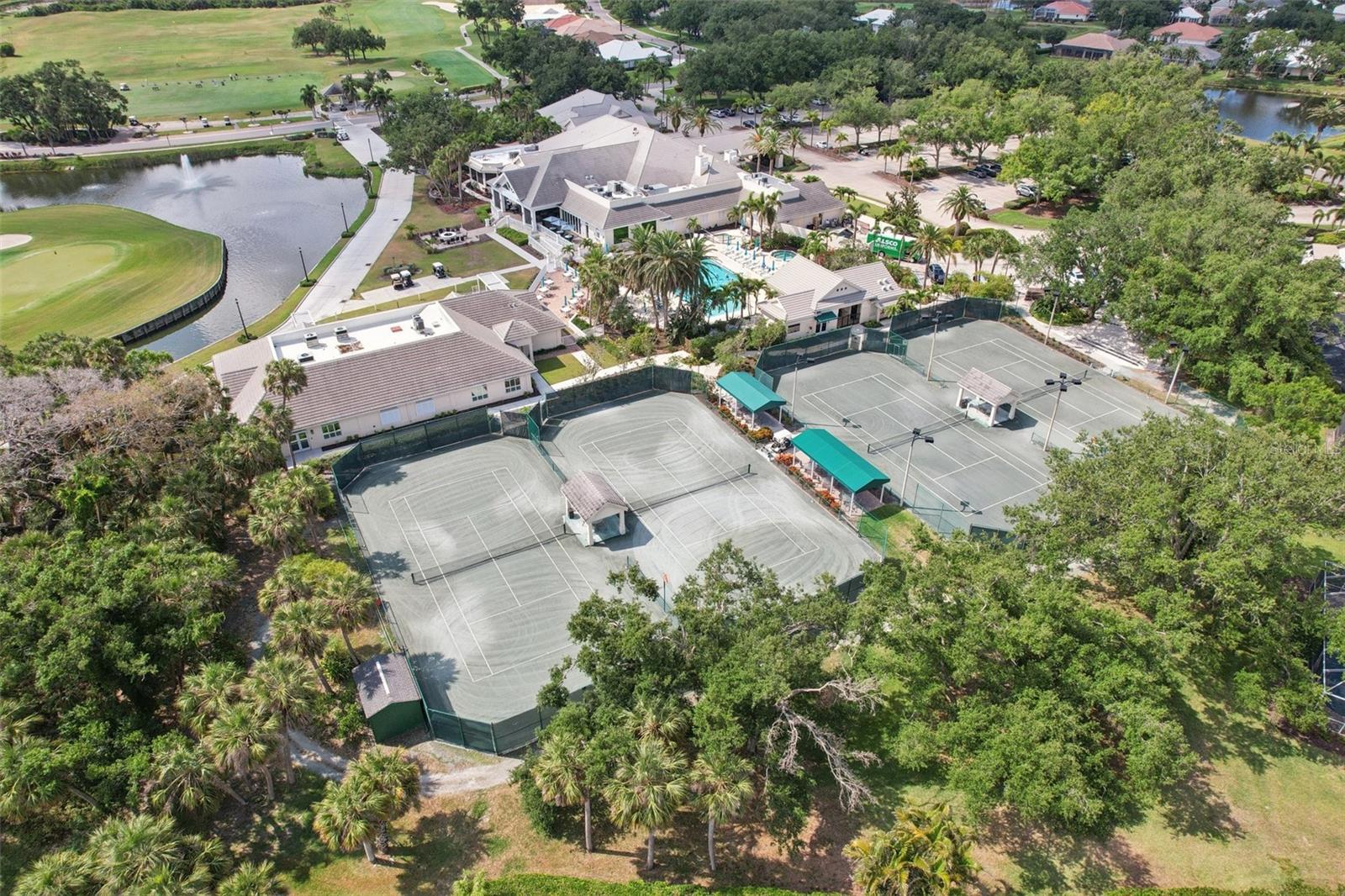 561 FALLBROOK DR, VENICE, FL — photo 116