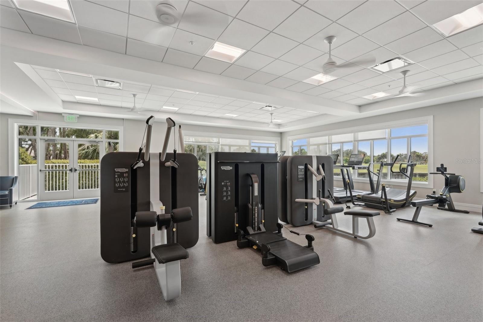 561 FALLBROOK DR, VENICE, FL — photo 119