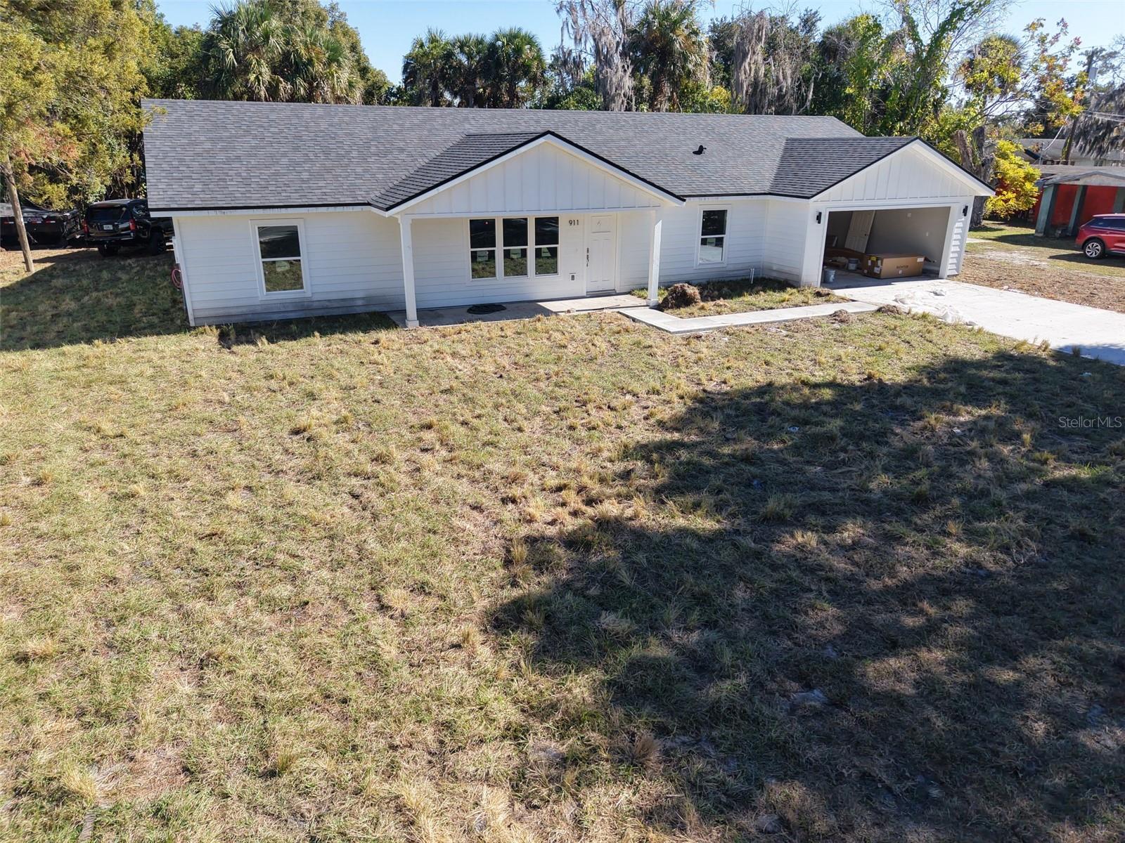 101 YAWN AVE, INTERLACHEN, FL — photo 6