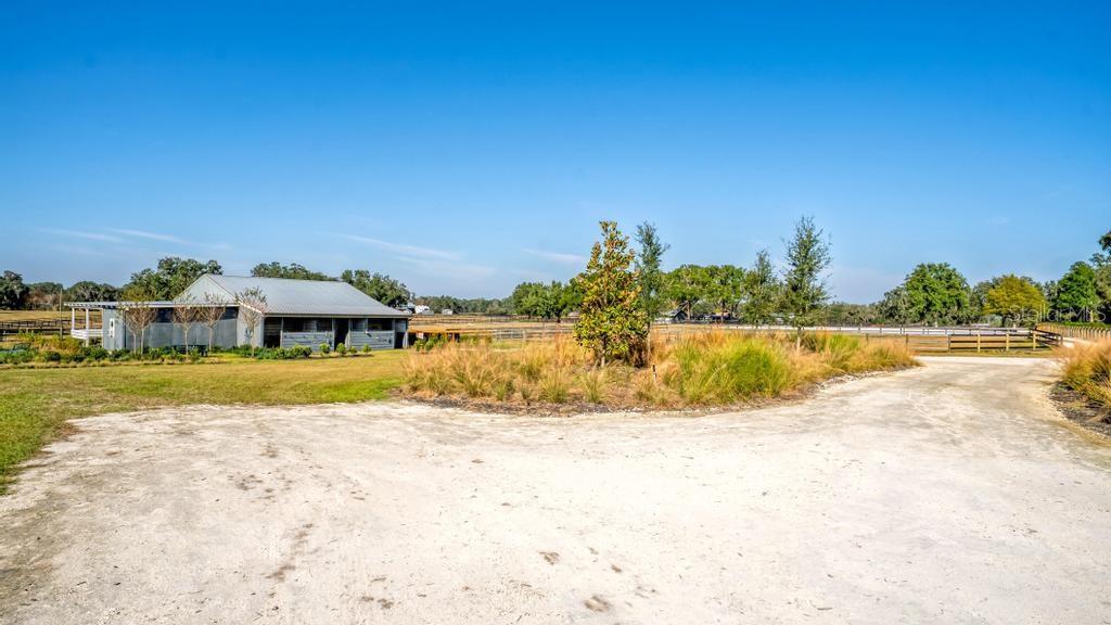 15305 NW 112TH PLACE RD, MORRISTON, FL — photo 11
