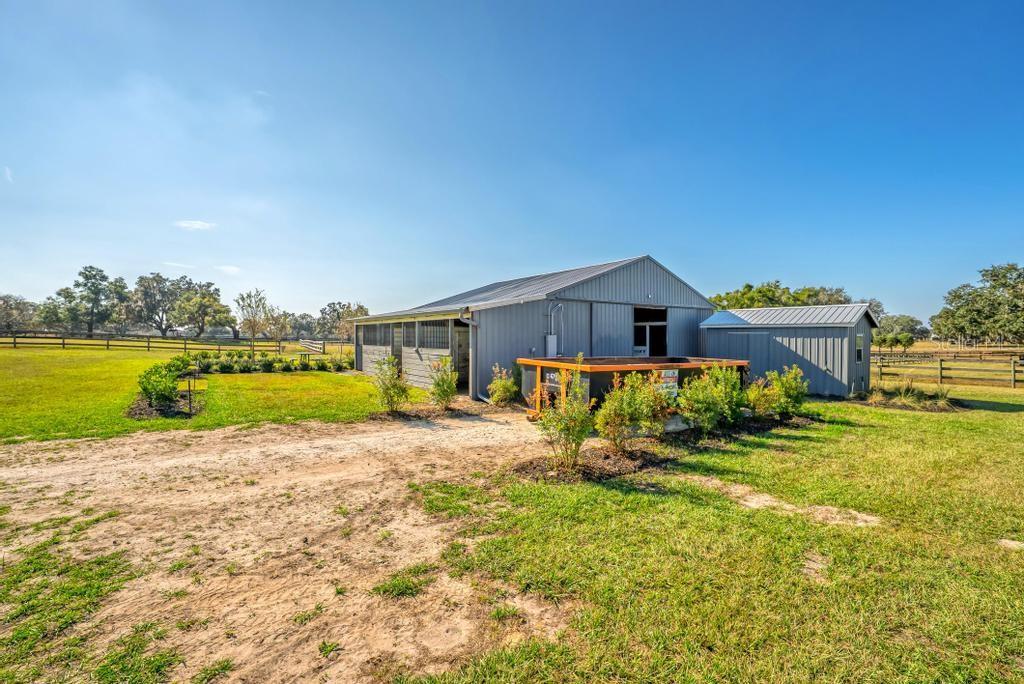 15305 NW 112TH PLACE RD, MORRISTON, FL — photo 33