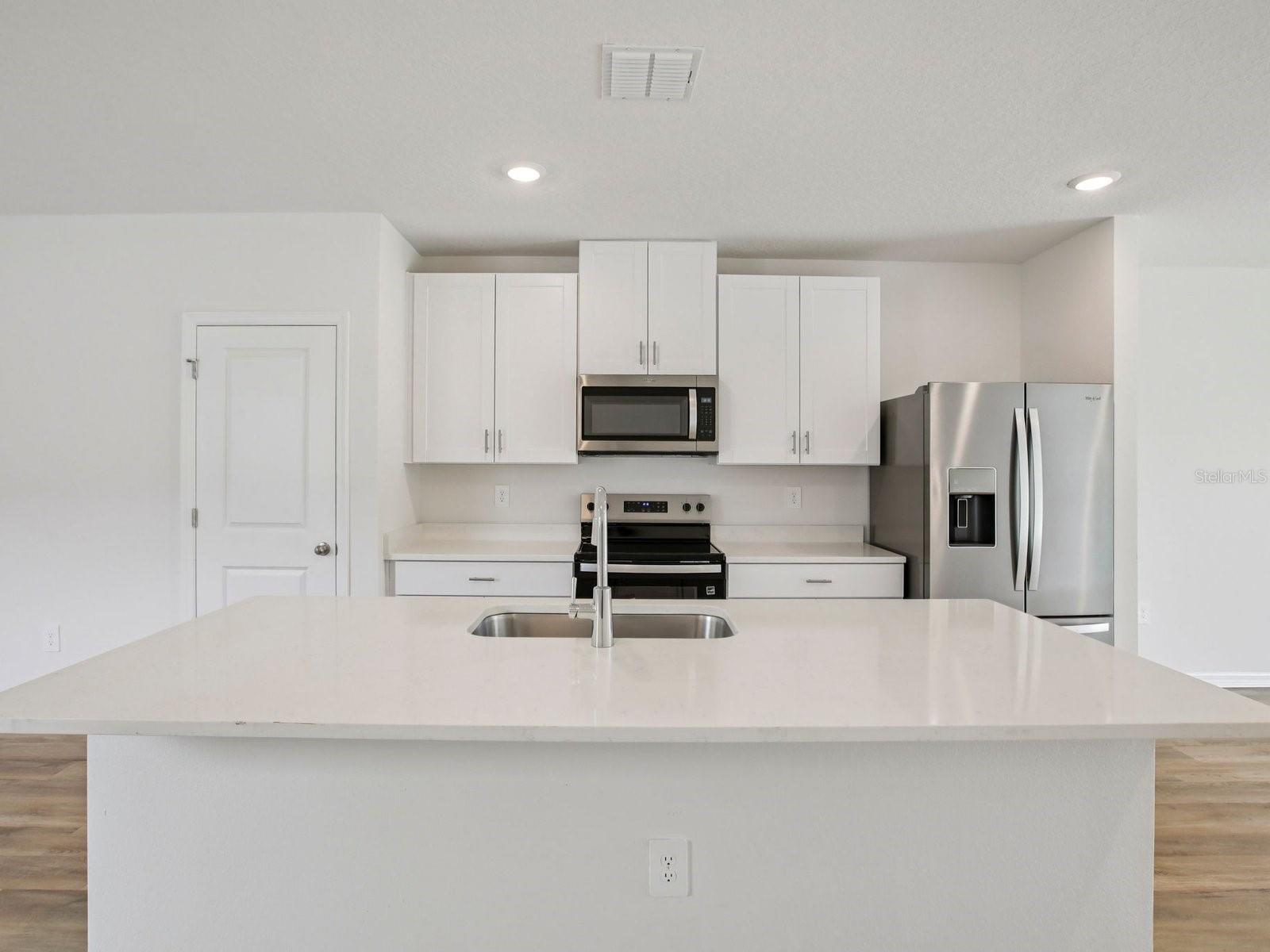 7488 MIA VINE DR, BROOKSVILLE, FL — photo 15