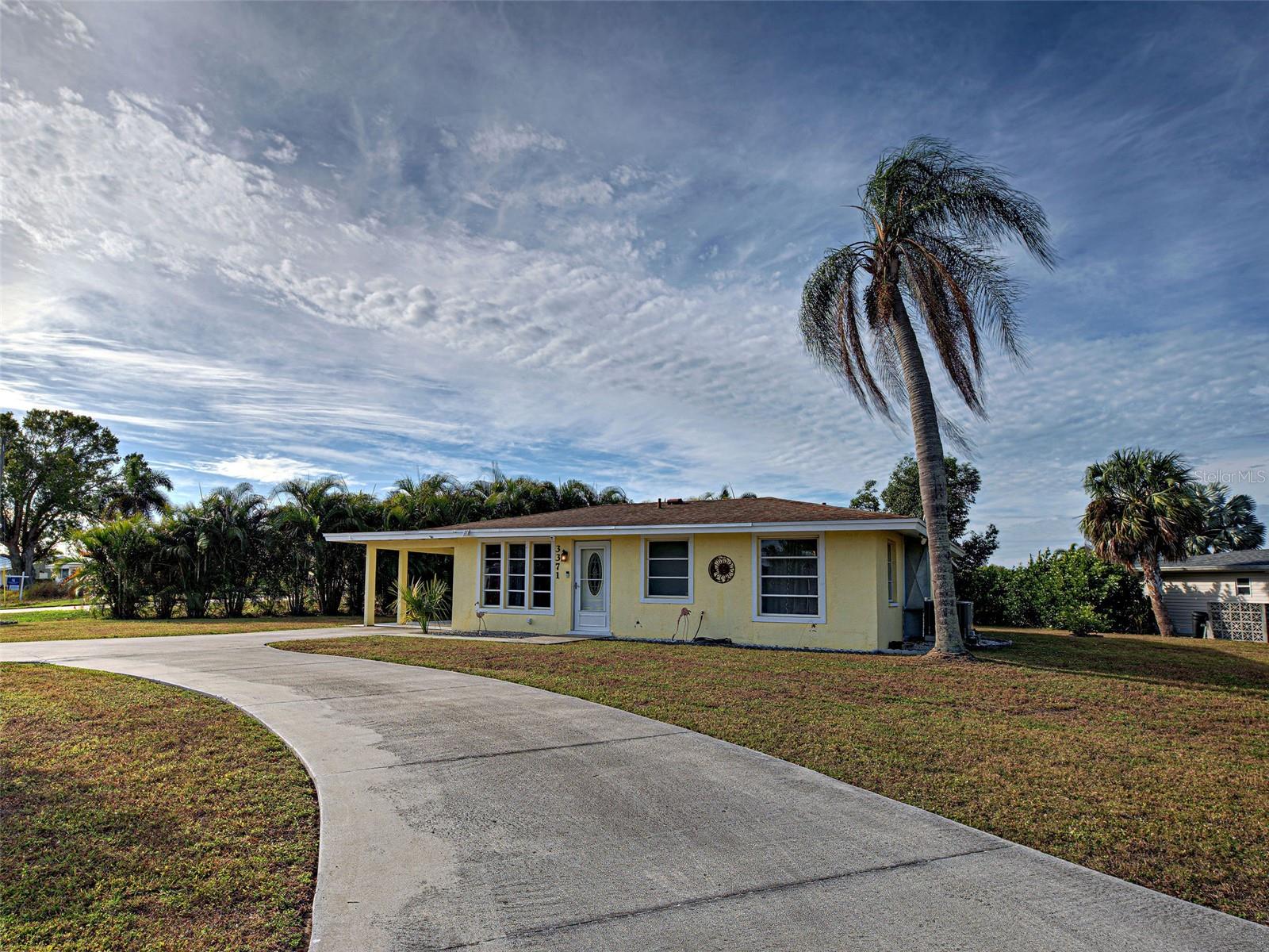 3371 PINETREE ST, PORT CHARLOTTE, FL — photo 3