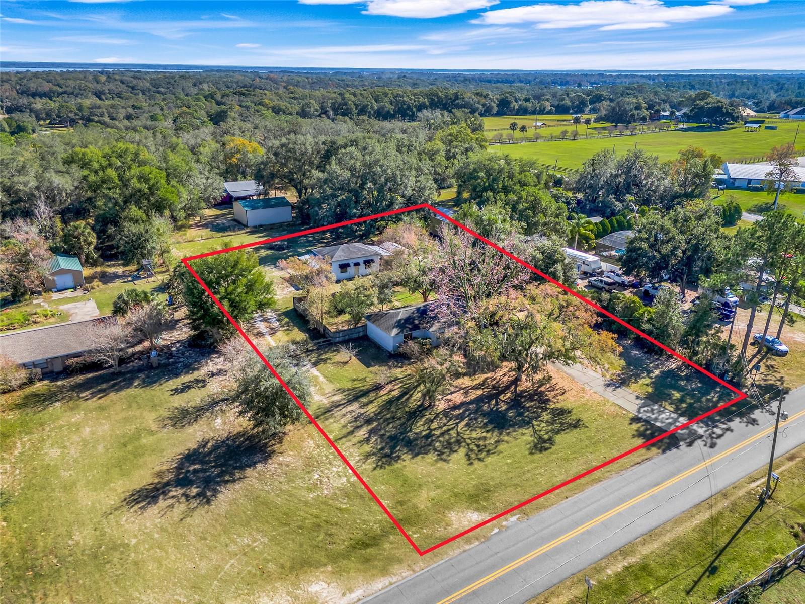 37032 GRAYS AIRPORT RD, LADY LAKE, FL — photo 5