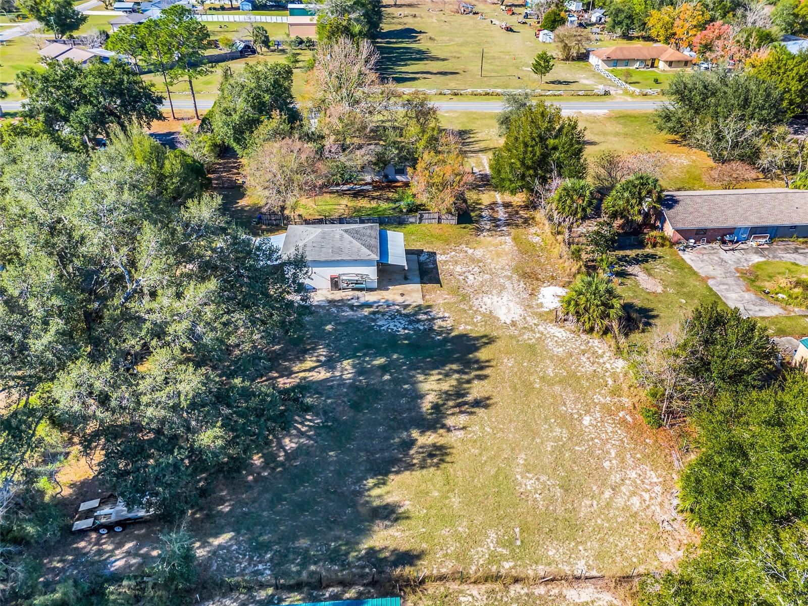 37032 GRAYS AIRPORT RD, LADY LAKE, FL — photo 11