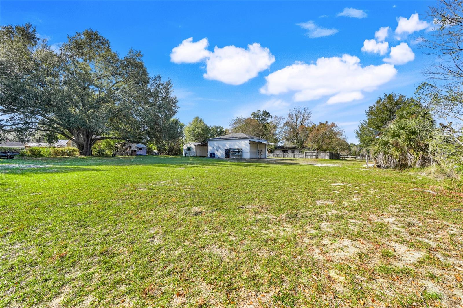 37032 GRAYS AIRPORT RD, LADY LAKE, FL — photo 50