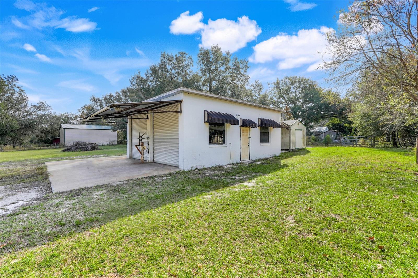 37032 GRAYS AIRPORT RD, LADY LAKE, FL — photo 51