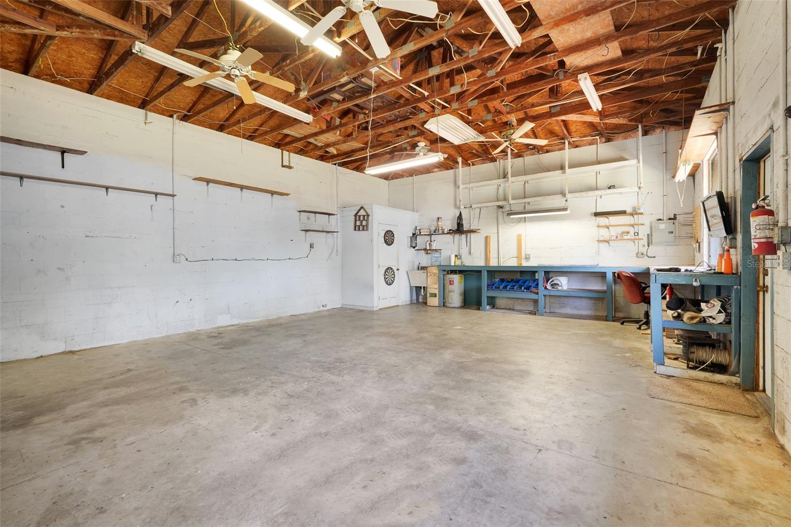 37032 GRAYS AIRPORT RD, LADY LAKE, FL — photo 54