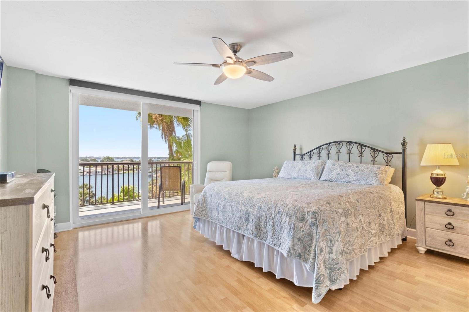 1660 GULF BLVD #607, CLEARWATER BEACH, FL — photo 16