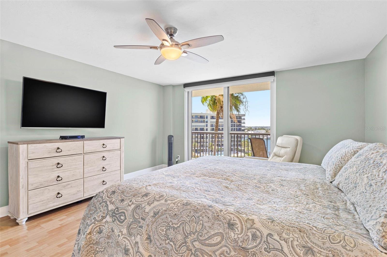 1660 GULF BLVD #607, CLEARWATER BEACH, FL — photo 18
