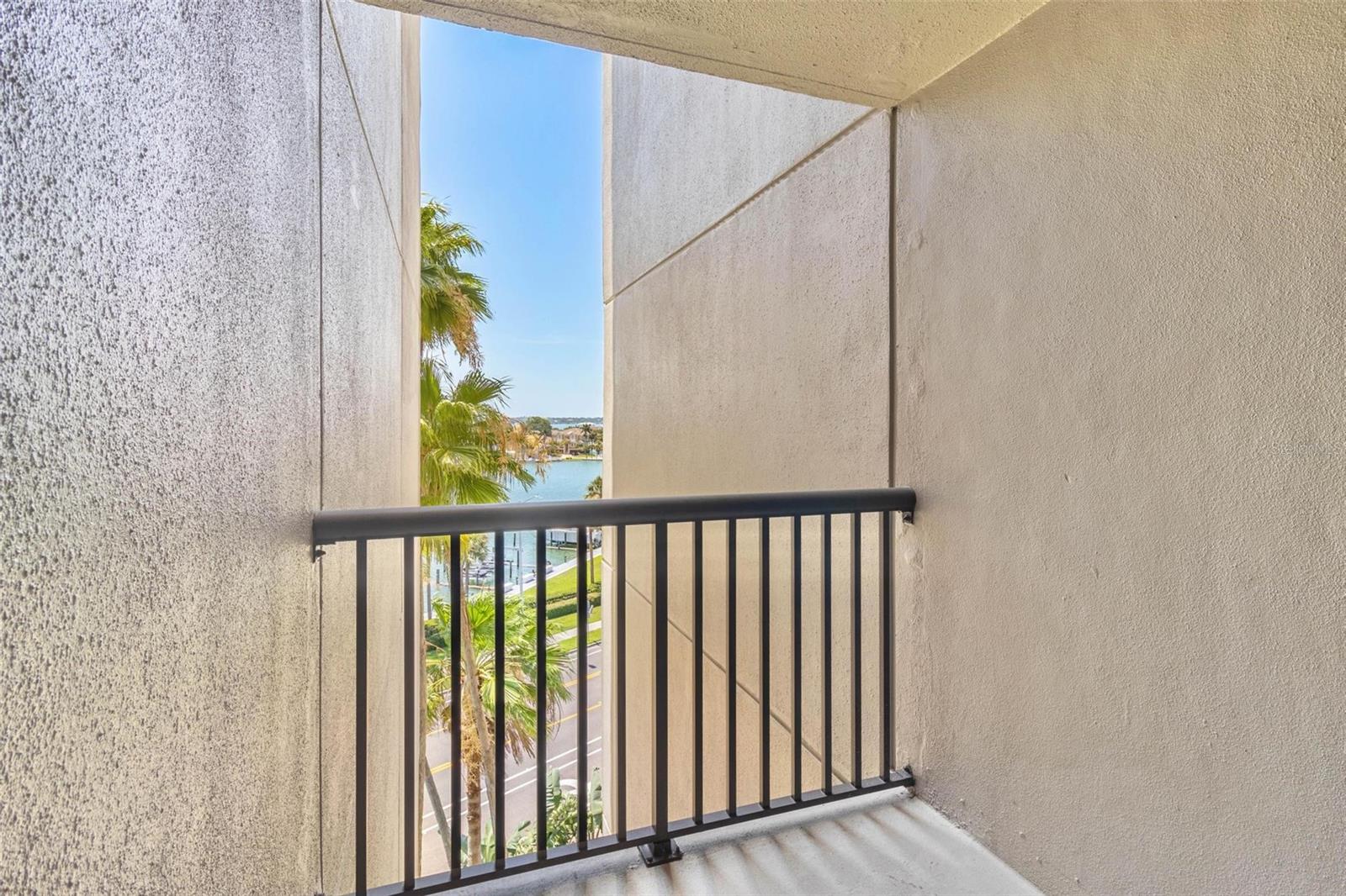 1660 GULF BLVD #607, CLEARWATER BEACH, FL — photo 30