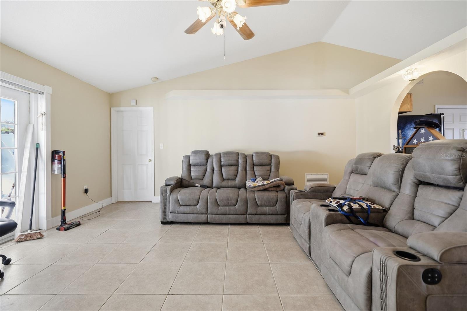 4254 WORTHINGTON PL, MASCOTTE, FL — photo 13