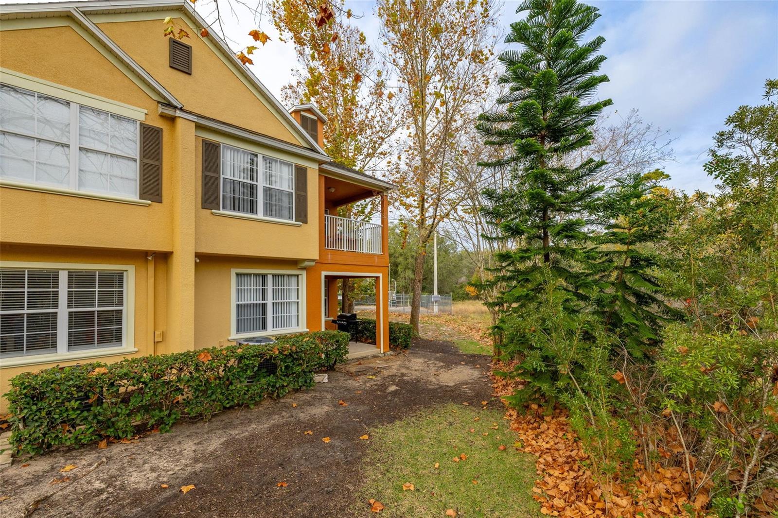 811 ASSEMBLY CT, REUNION, FL — photo 42