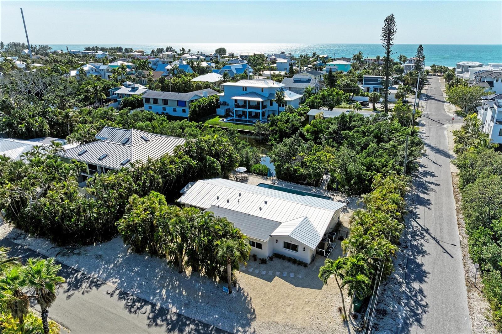 115 LOS CEDROS DR, ANNA MARIA, FL — photo 2