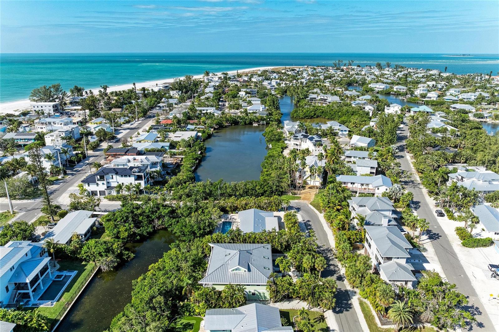 115 LOS CEDROS DR, ANNA MARIA, FL — photo 17