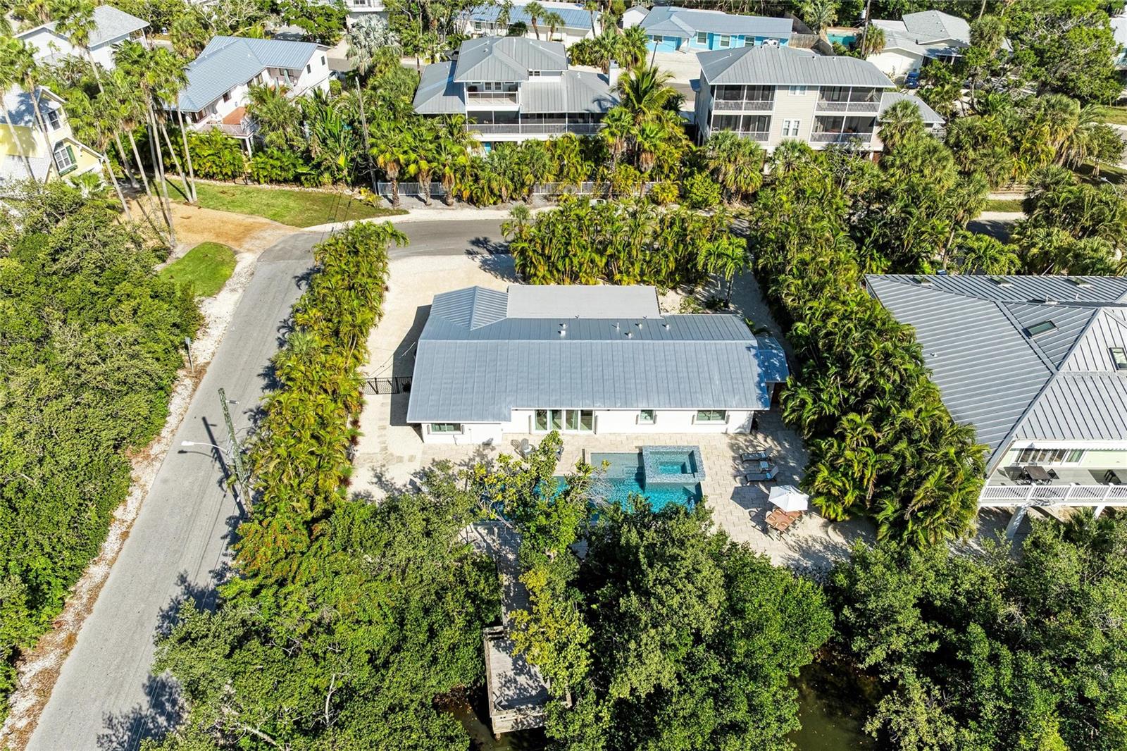 115 LOS CEDROS DR, ANNA MARIA, FL — photo 21