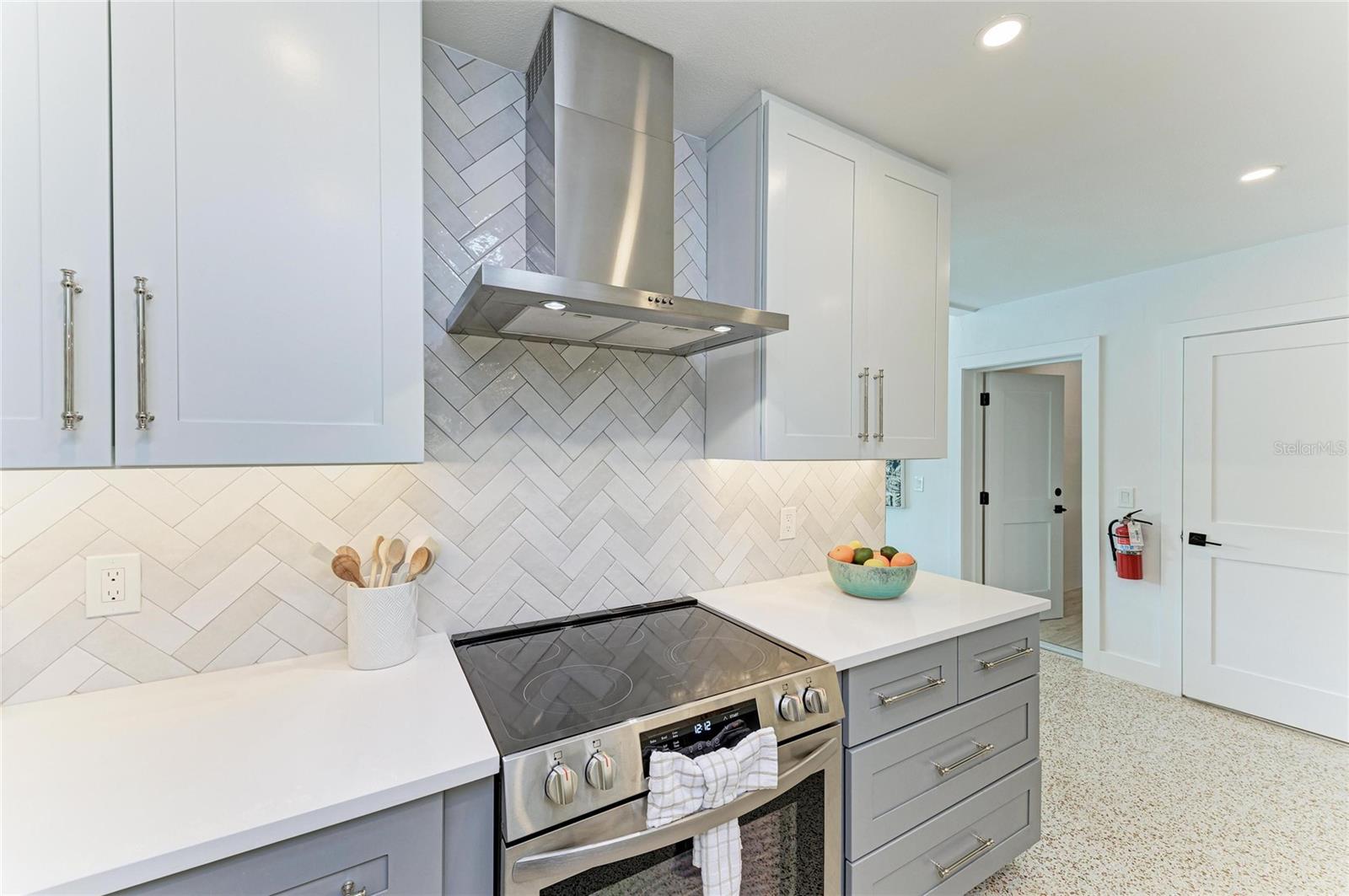 115 LOS CEDROS DR, ANNA MARIA, FL — photo 40