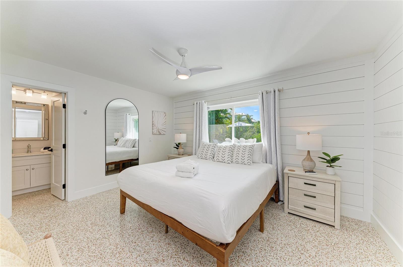 115 LOS CEDROS DR, ANNA MARIA, FL — photo 54