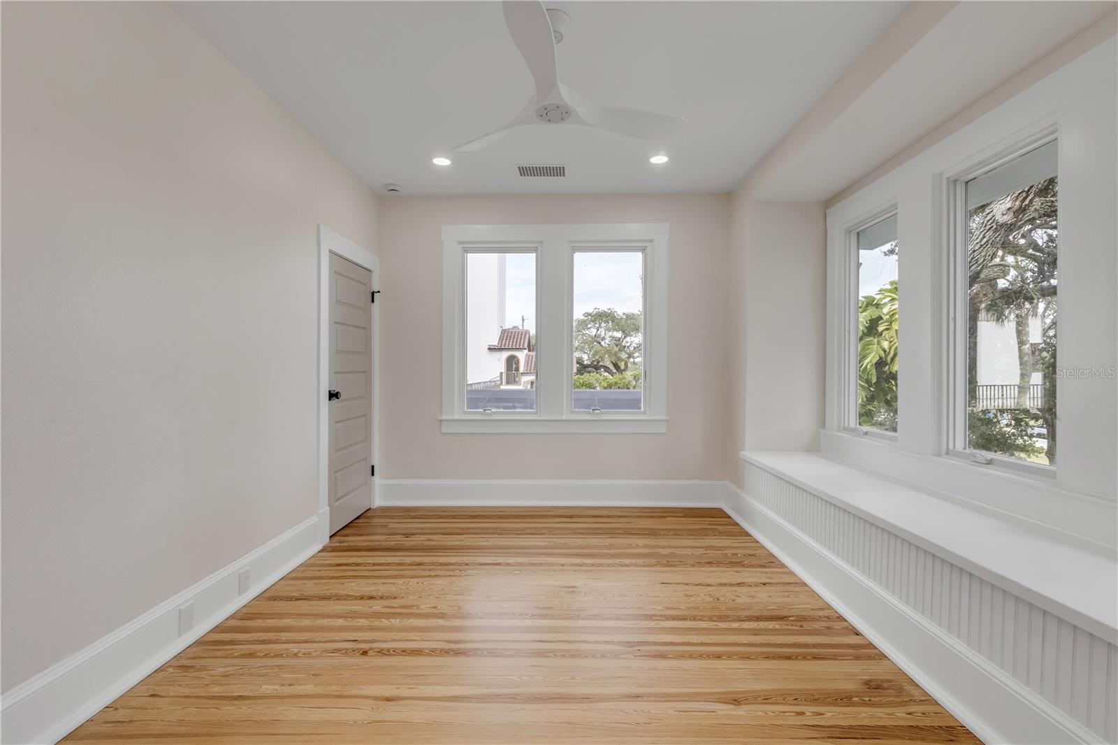 214 S RIVERSIDE DR, NEW SMYRNA BEACH, FL — photo 10