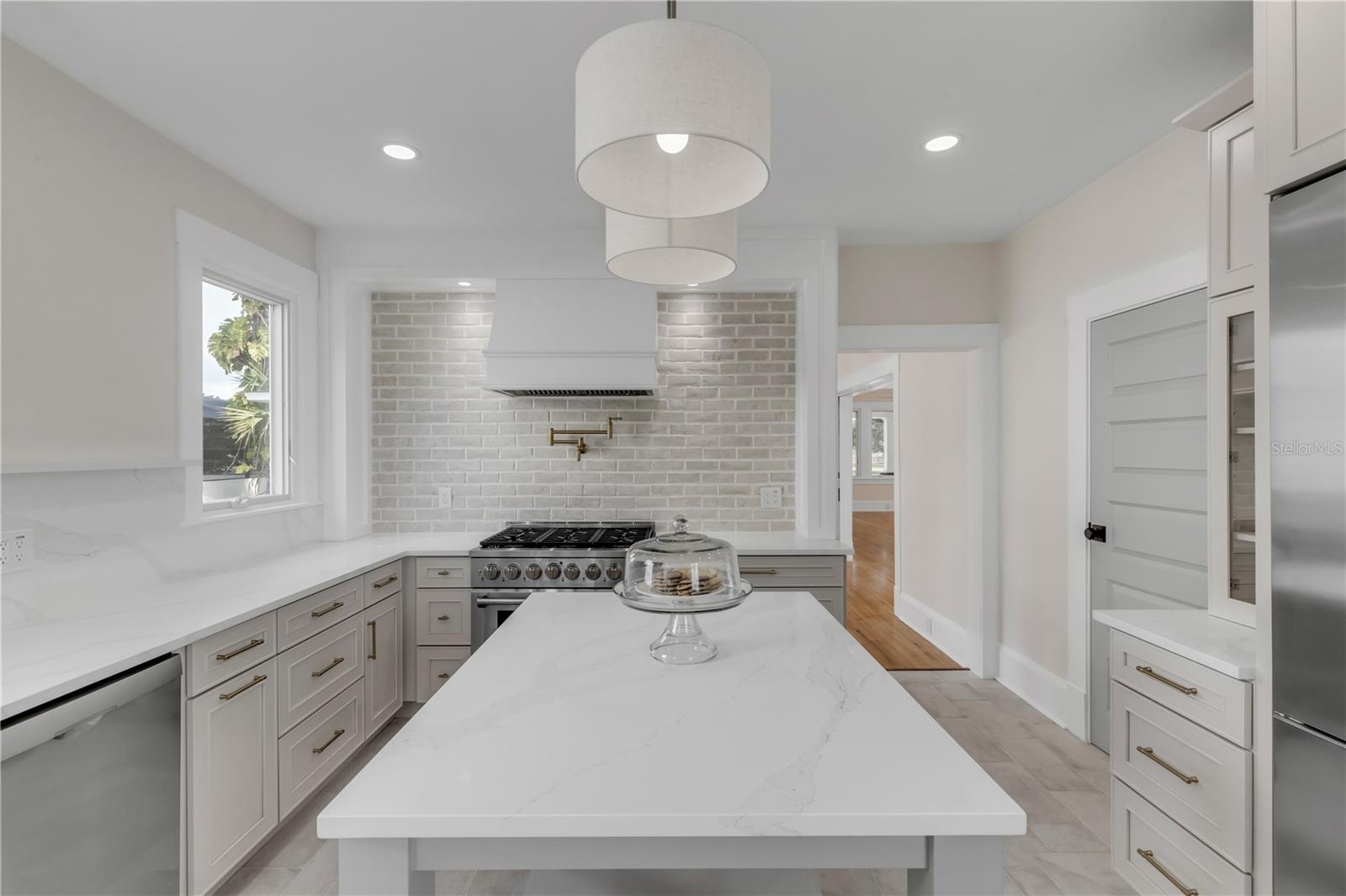 214 S RIVERSIDE DR, NEW SMYRNA BEACH, FL — photo 28