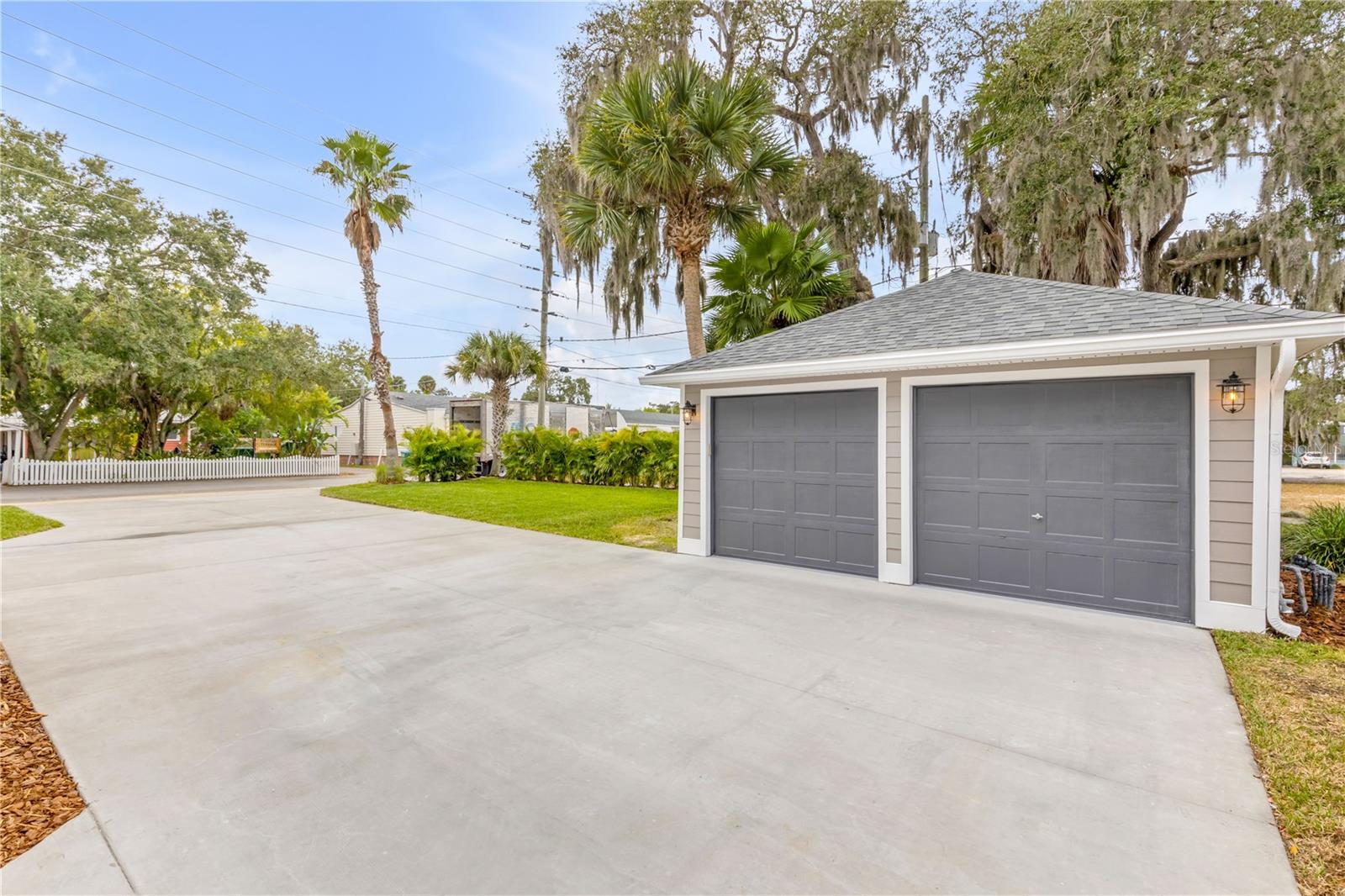 214 S RIVERSIDE DR, NEW SMYRNA BEACH, FL — photo 71