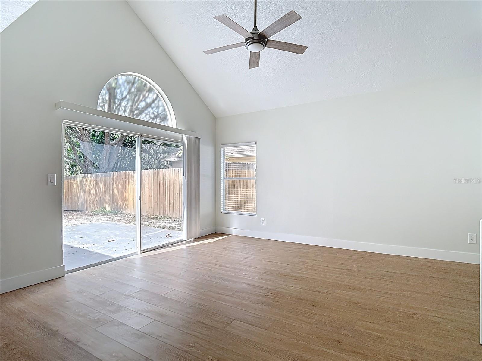 2013 GLEN FORGE ST, BRANDON, FL — photo 9
