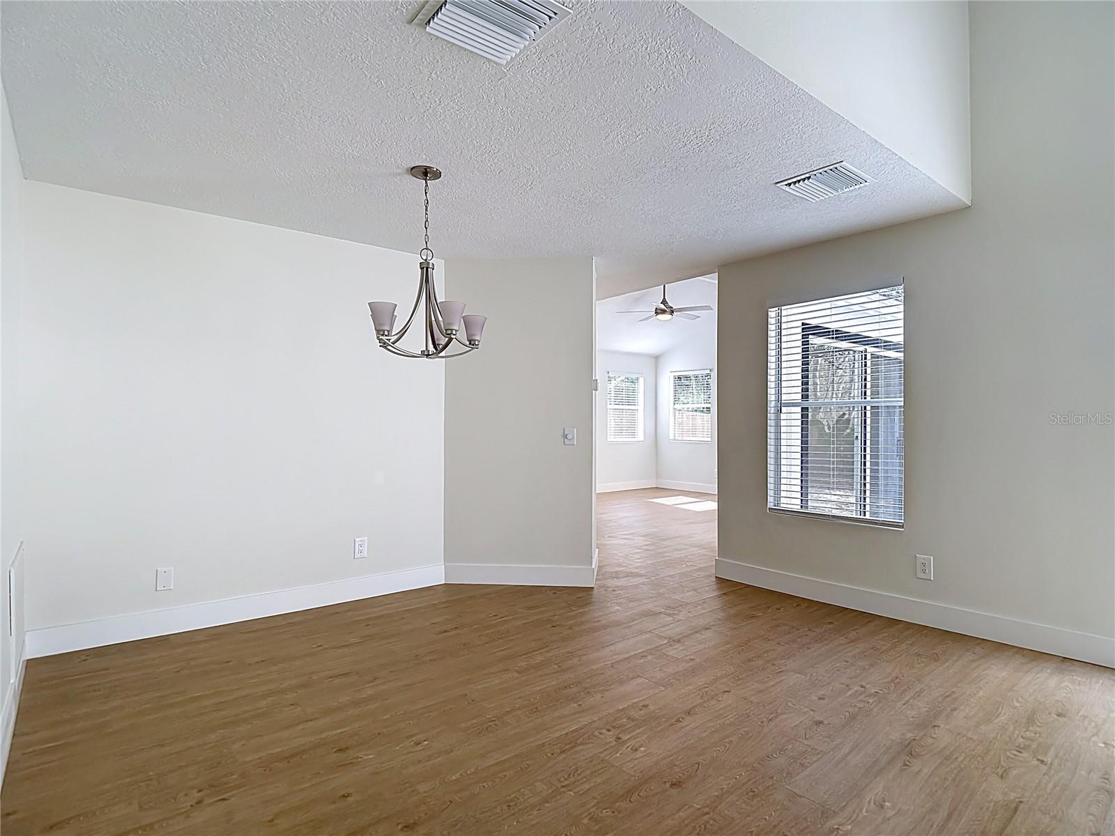 2013 GLEN FORGE ST, BRANDON, FL — photo 10