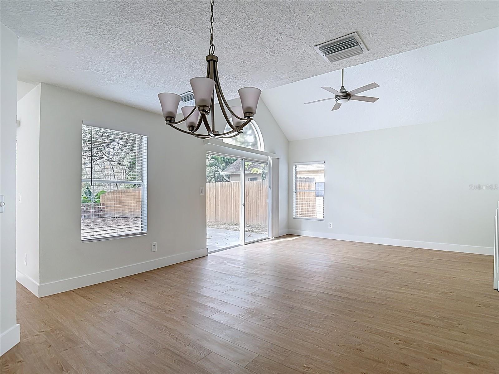 2013 GLEN FORGE ST, BRANDON, FL — photo 11