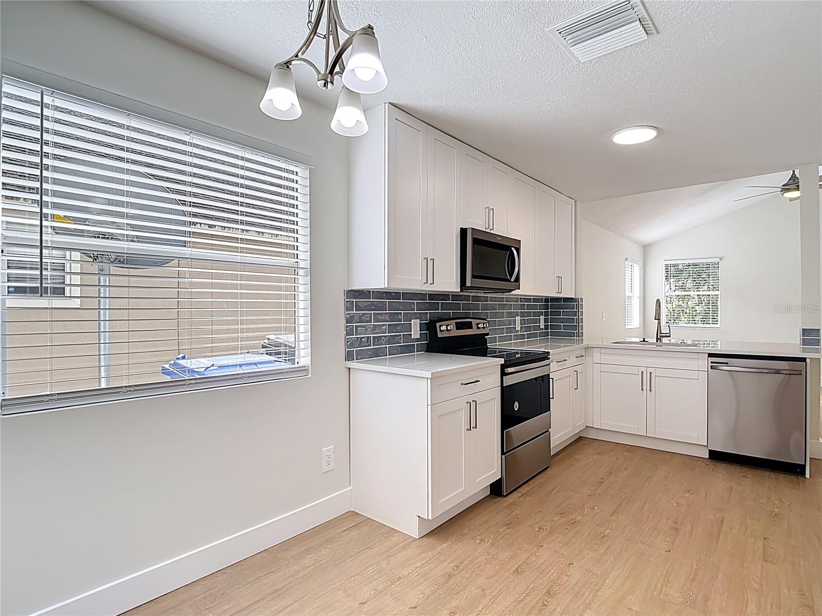 2013 GLEN FORGE ST, BRANDON, FL — photo 22