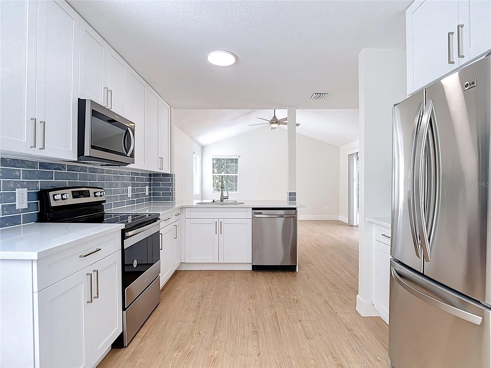 2013 GLEN FORGE ST, BRANDON, FL — photo 25