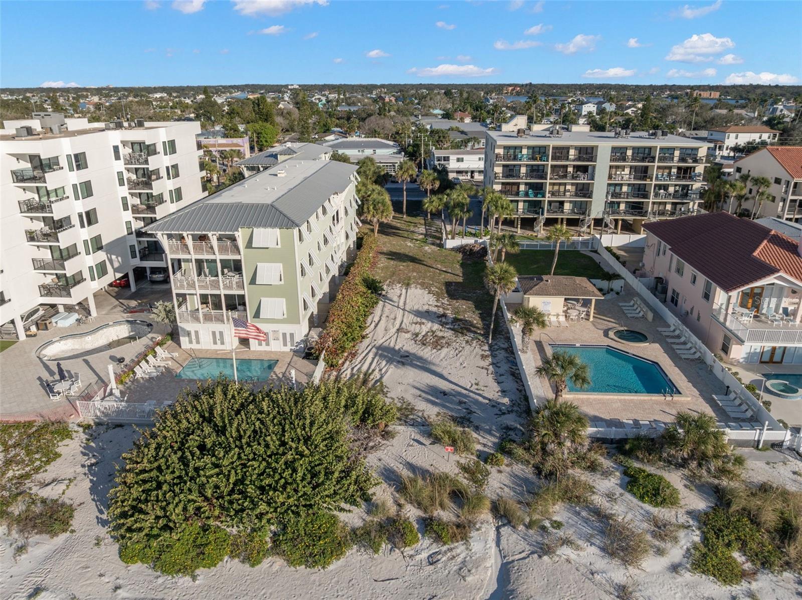 1306 GULF BLVD, INDIAN ROCKS BEACH, FL — photo 3