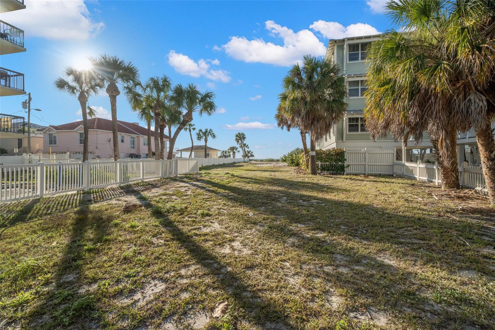 1306 GULF BLVD, INDIAN ROCKS BEACH, FL — photo 8