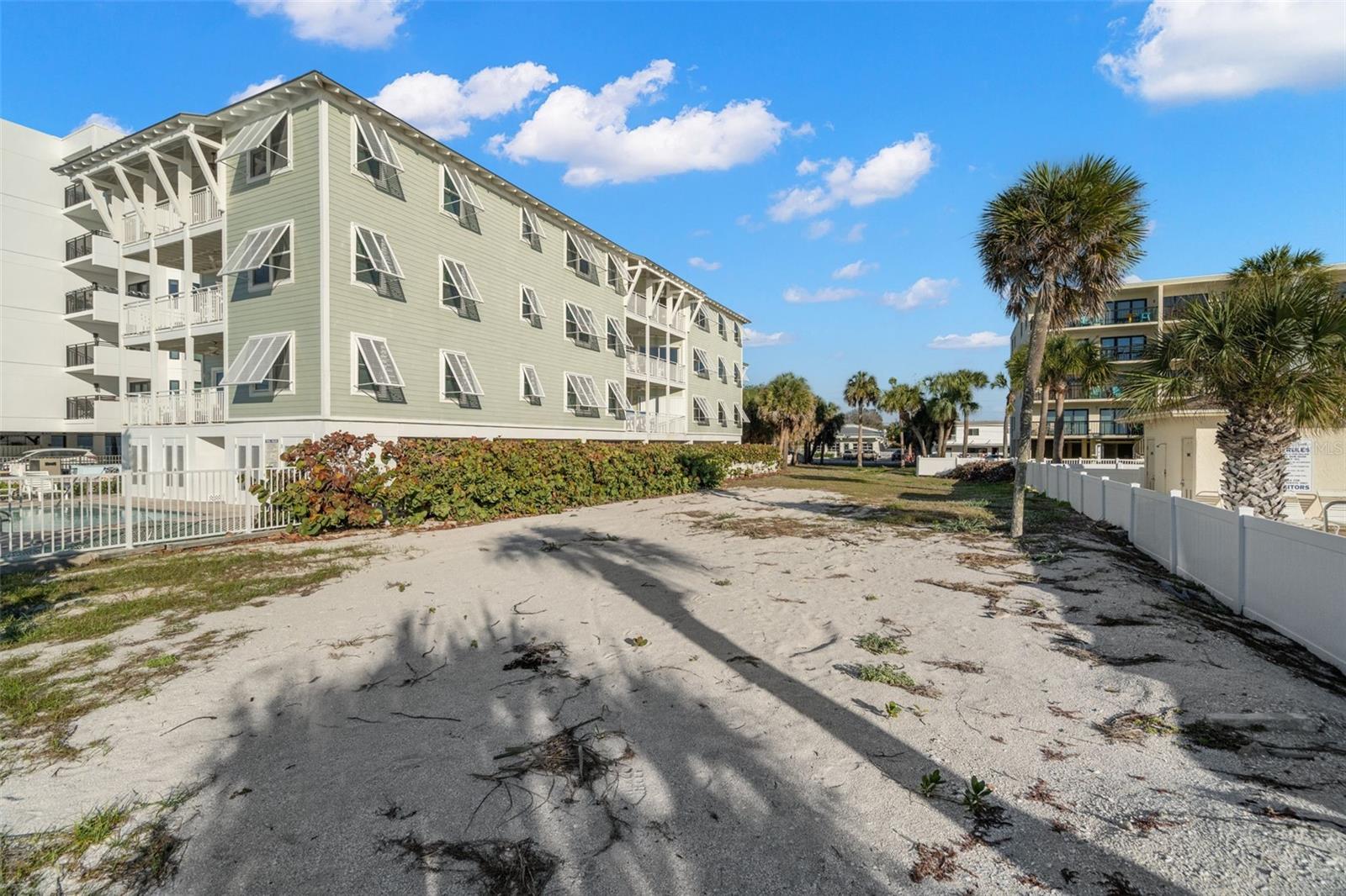 1306 GULF BLVD, INDIAN ROCKS BEACH, FL — photo 13