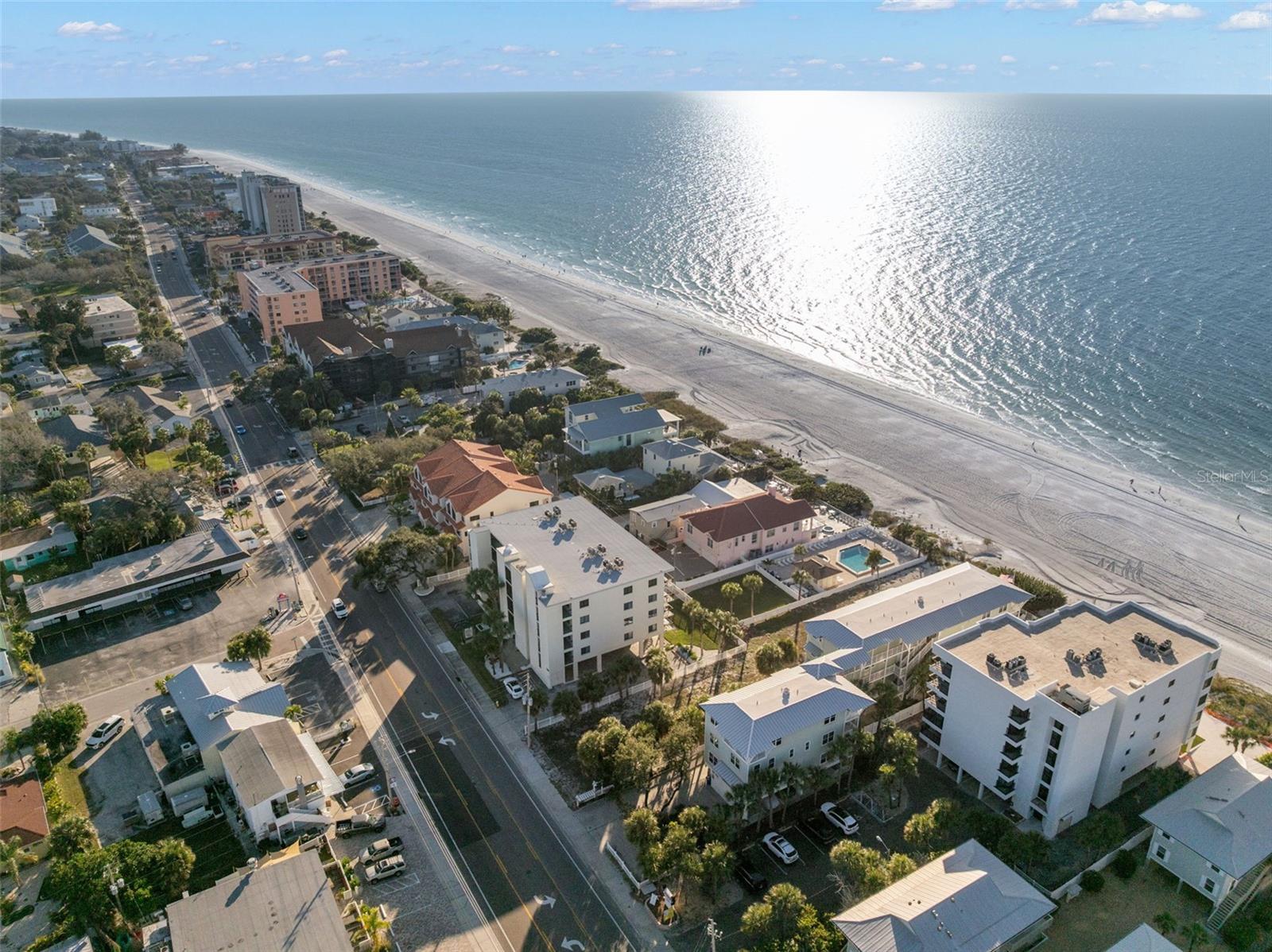 1306 GULF BLVD, INDIAN ROCKS BEACH, FL — photo 19