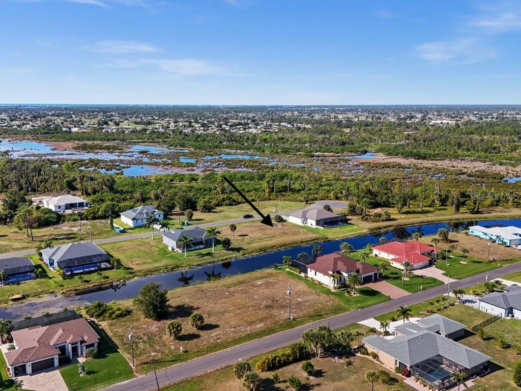 176 W PINE VALLEY LN, ROTONDA WEST, FL