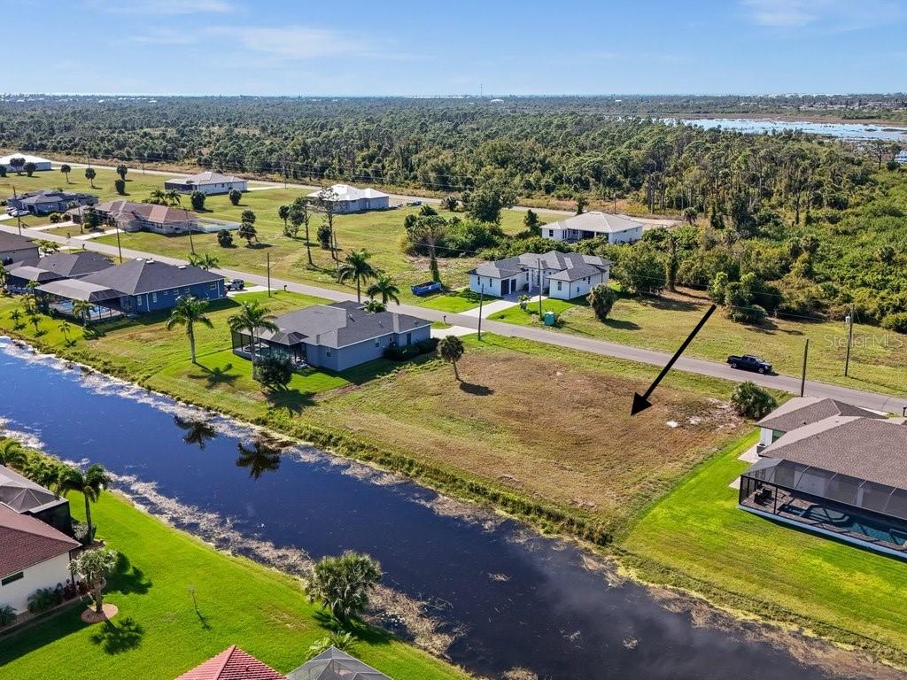 176 W PINE VALLEY LN, ROTONDA WEST, FL — photo 5