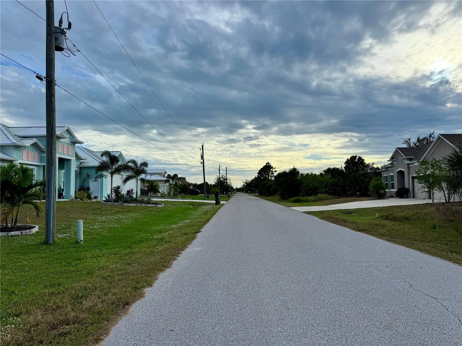 9267 IMPALA CIR, PORT CHARLOTTE, FL — photo 2