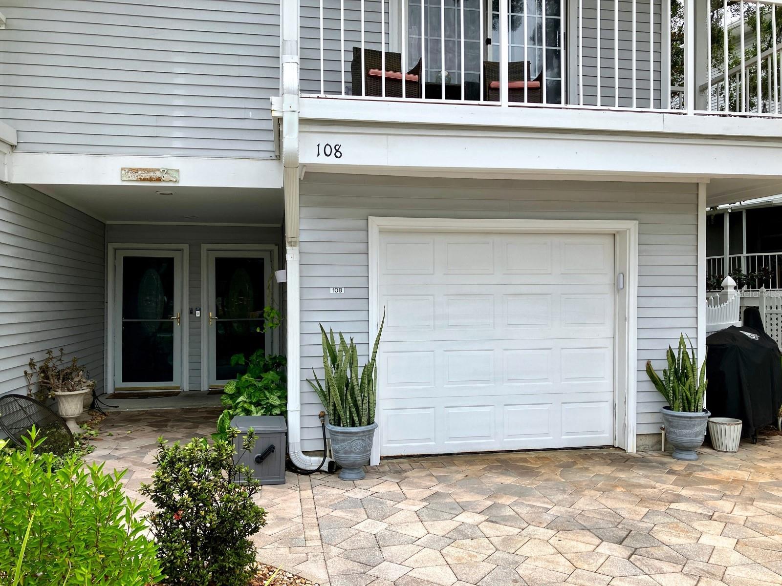 2015 VISTA DEL SOL CIR #108, LUTZ, FL — photo 2