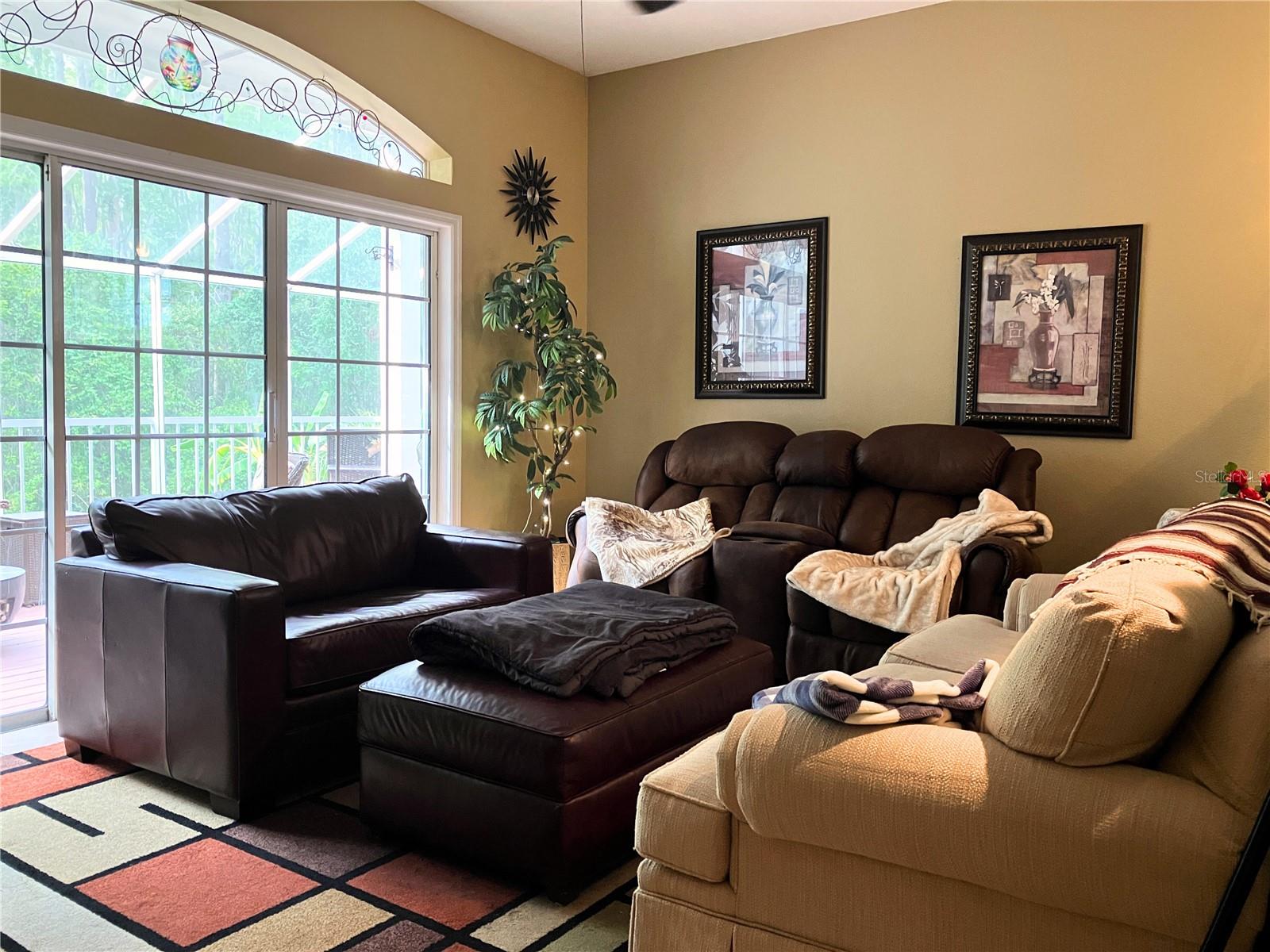 2015 VISTA DEL SOL CIR #108, LUTZ, FL — photo 3