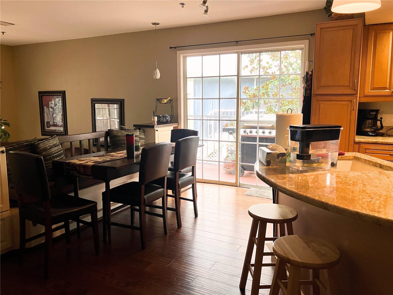2015 VISTA DEL SOL CIR #108, LUTZ, FL — photo 5