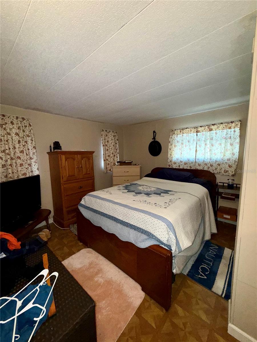 1370 COUNTY DR, TAVARES, FL — photo 15