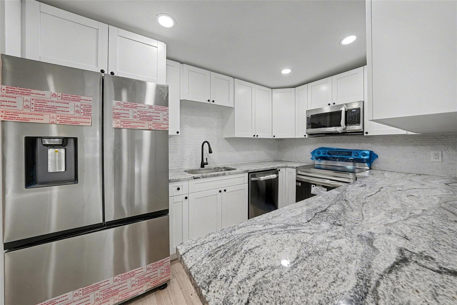 2162 BARCELONA DR, CLEARWATER, FL — photo 6
